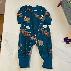 Hanna Anderson Christmas 0-3 month Pajamas